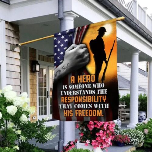 Lest We Forget Freedom Come With Reponsibility Memorial US Veteran Flag